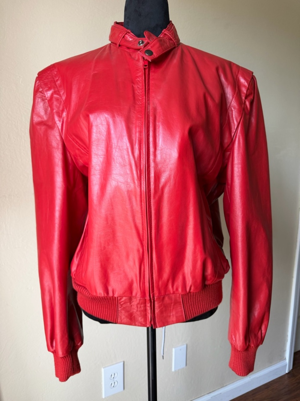 Vintage red leather bomber jacket Michael Jackson 80s 90s Casablanca leather 46